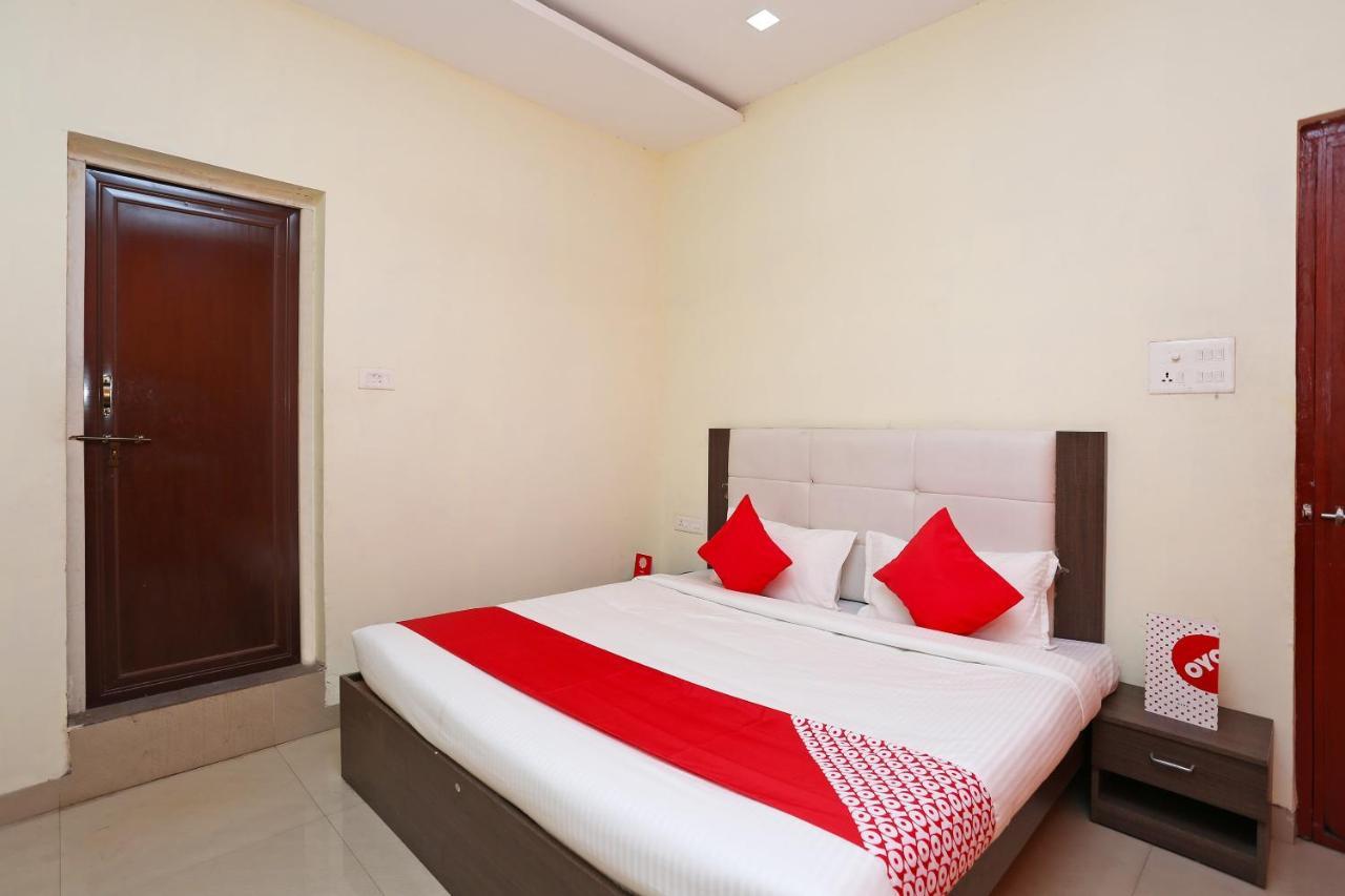 Oyo 14354 Amar Marriage Palace Hotel Dharmpura Luaran gambar