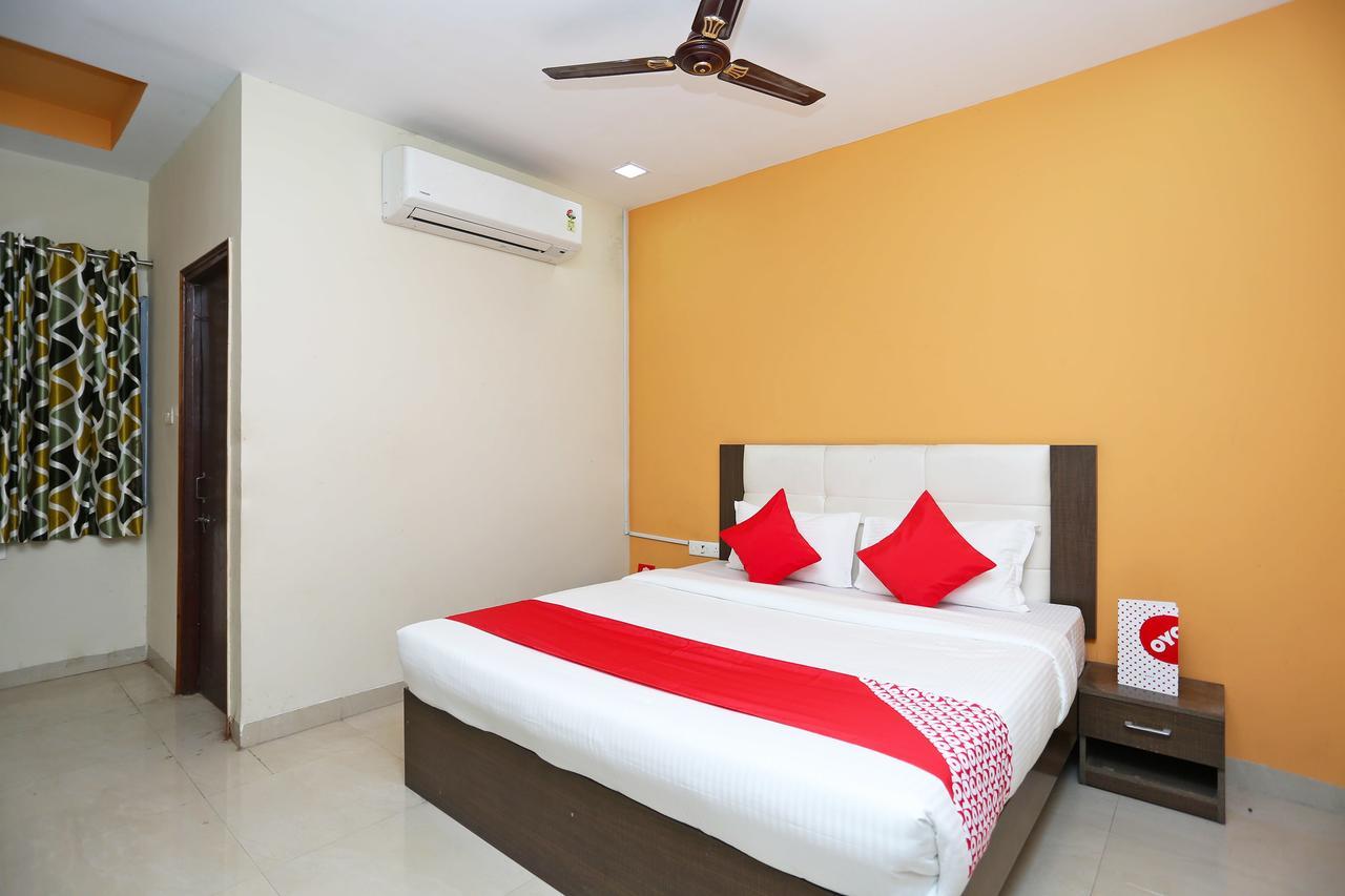 Oyo 14354 Amar Marriage Palace Hotel Dharmpura Luaran gambar